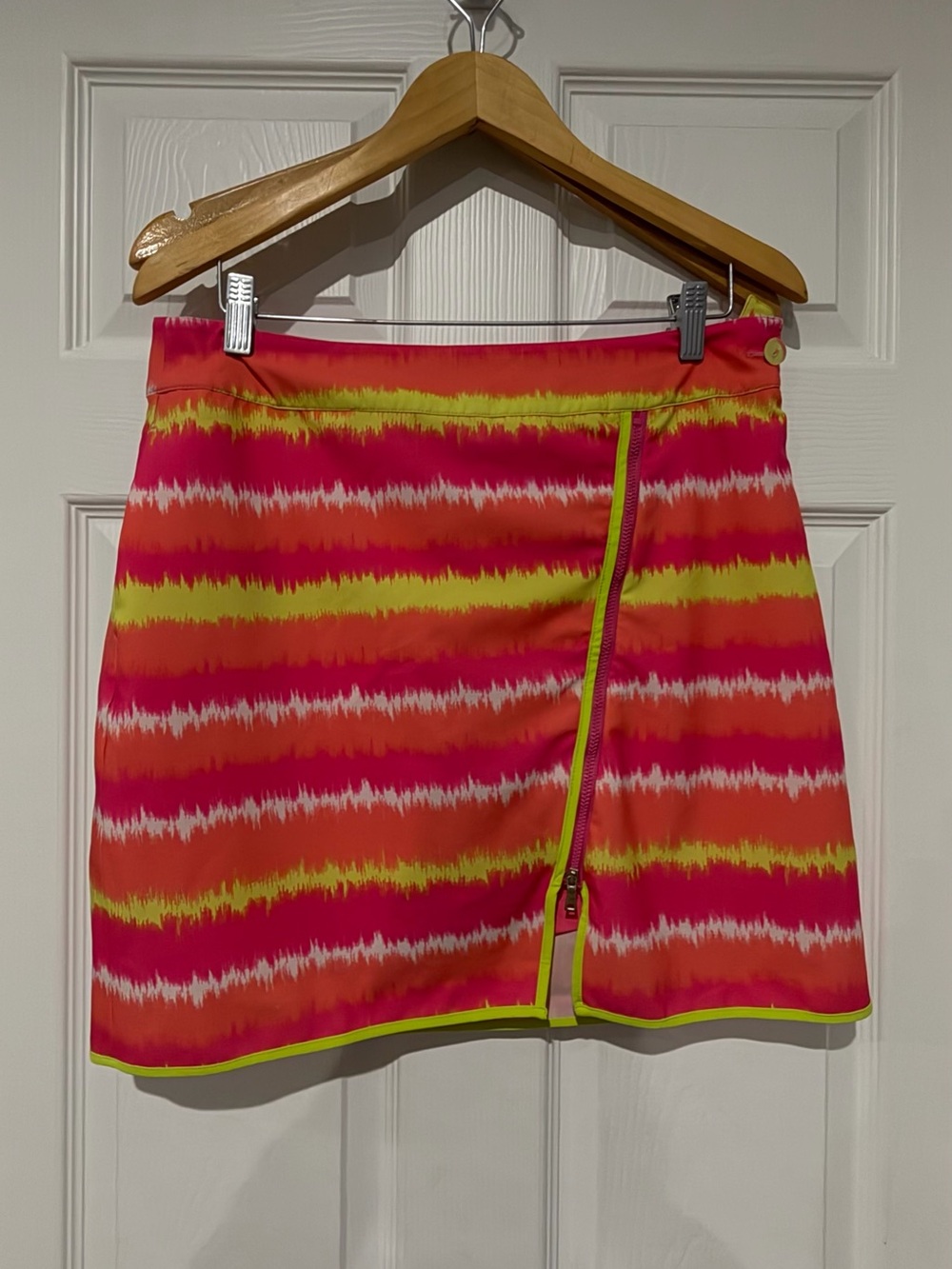 Women’s EP Golf Neon Stripe Zip-Front Skort - Pink & Yellow